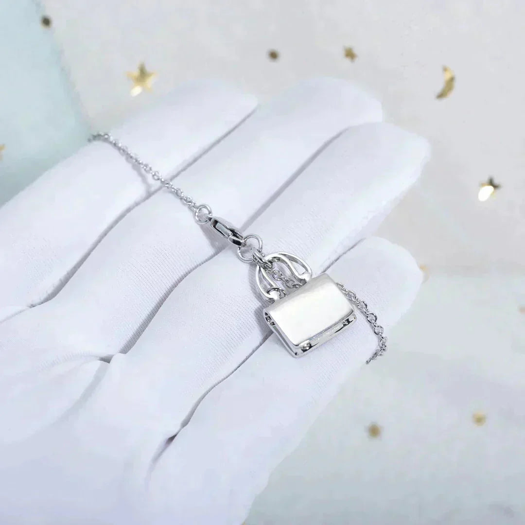 [Angela Jewellery]AMULETTE PEDANT SILVER NECKLACE