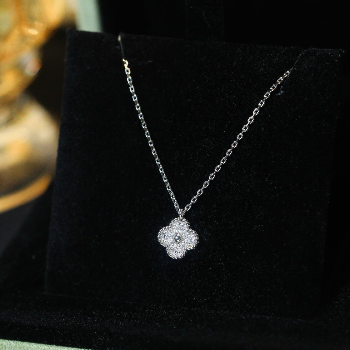 [Angela Jewellery]CLOVER MINI 9.5MM PENDANT DIAMOND NECKLACE